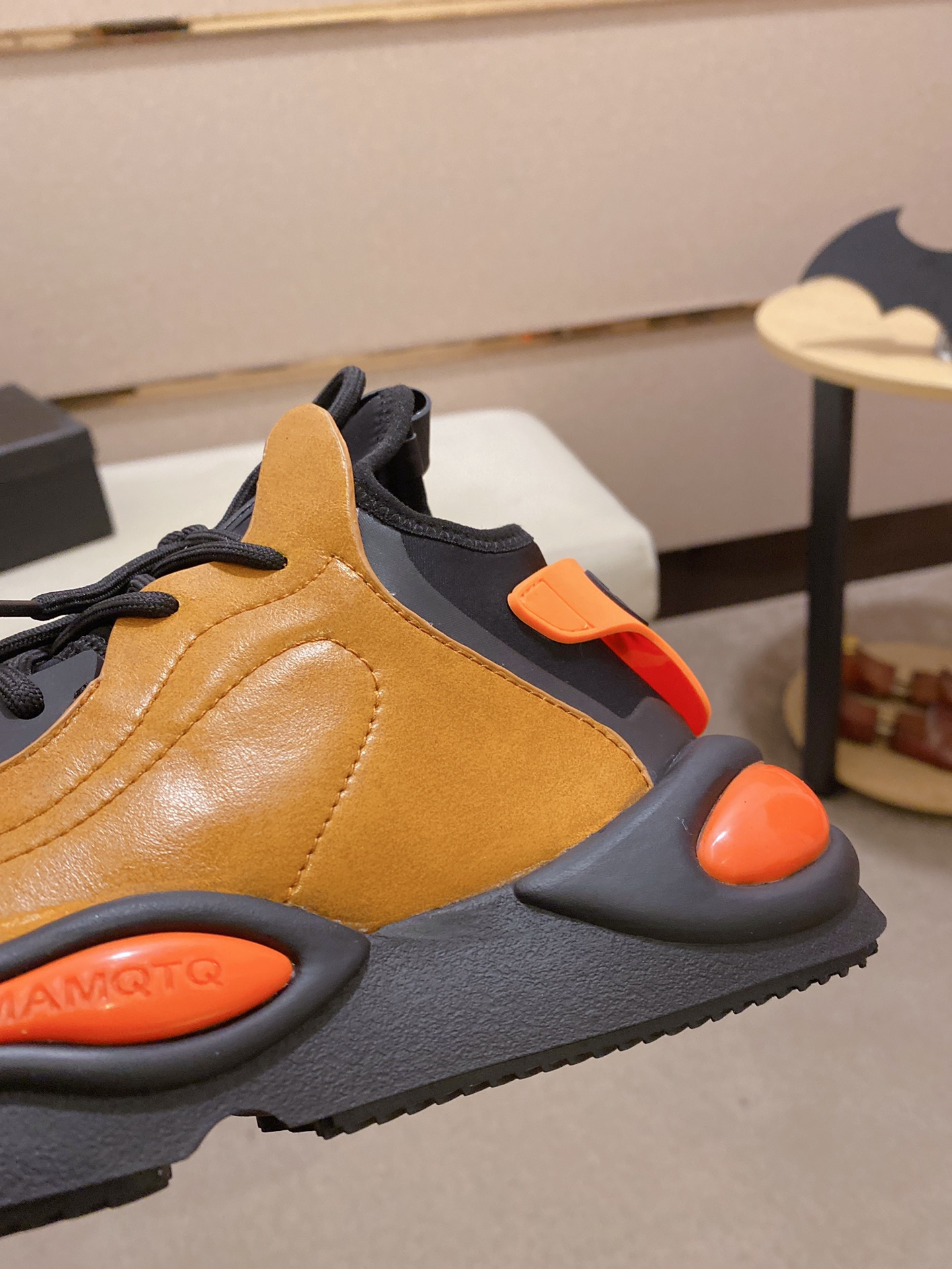Y-3 Kaiwa Lace-Up Sneakers 4 - vstockx