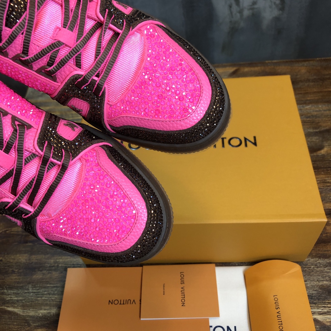 Louis Vuitton Trainer Sneakers 87 - vstockx