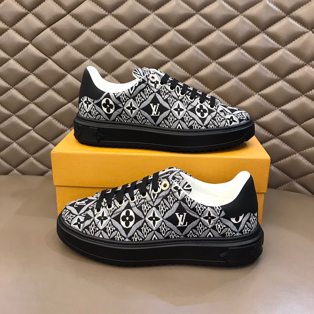 Louis Vuitton Low Top sneaker 44 - vstockx