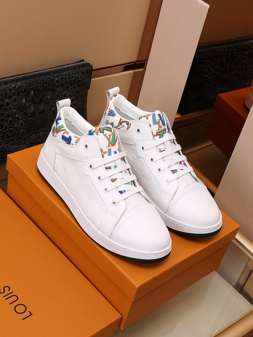 Louis Vuitton Low Top sneaker 3 - vstockx