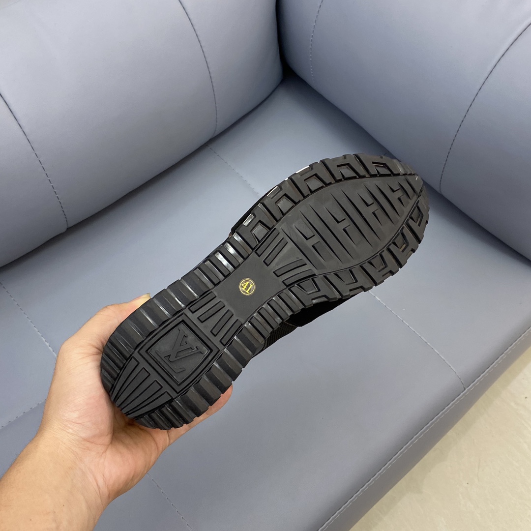 Louis Vuitton Run Away Sneaker 22 - vstockx