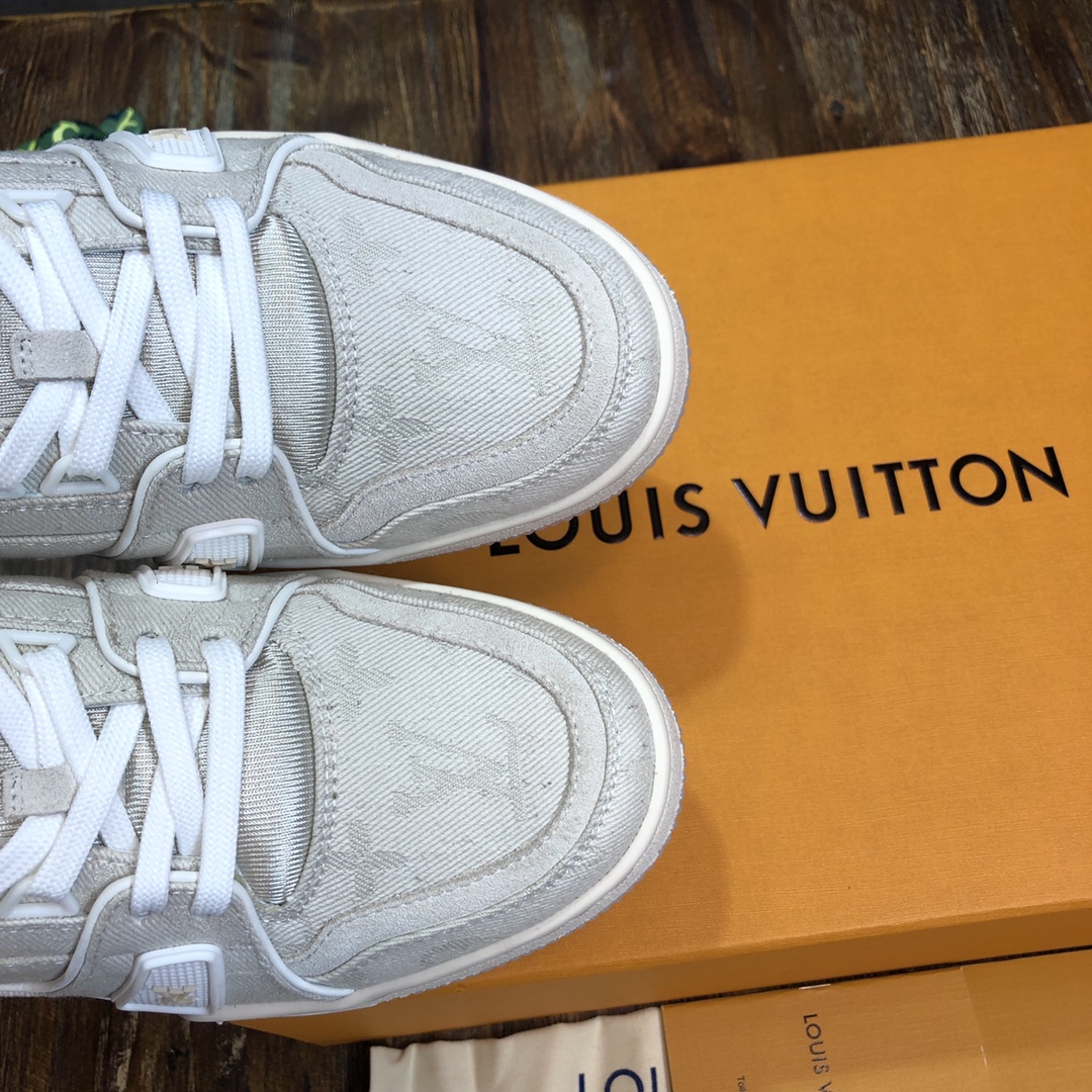 Louis Vuitton Trainer Sneakers 75 - vstockx