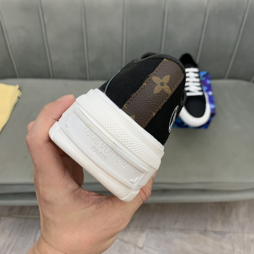 Louis Vuitton Squad sneaker 4 - vstockx