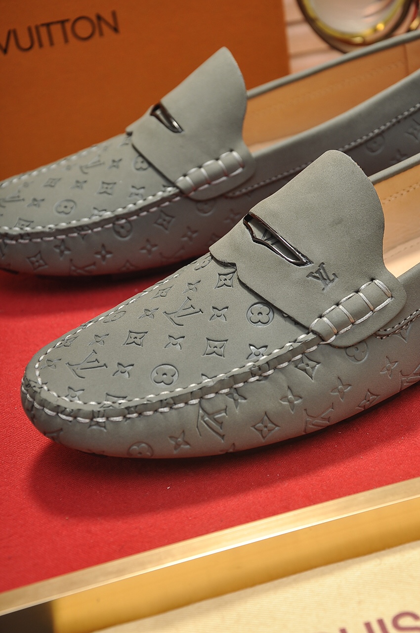 Louis Vuitton Leather Boots 25 - vstockx