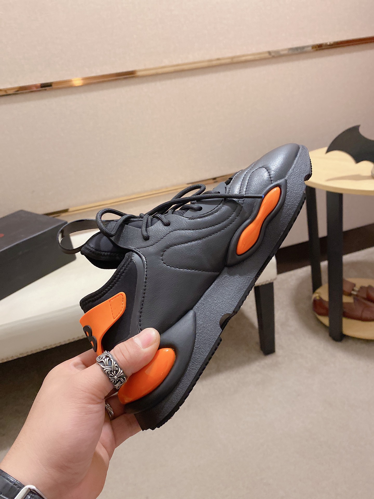 Y-3 Kaiwa Lace-Up Sneakers 7 - vstockx