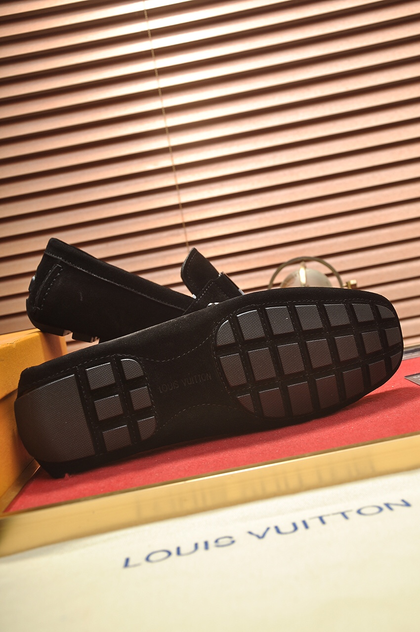 Louis Vuitton Leather Boots 38 - vstockx