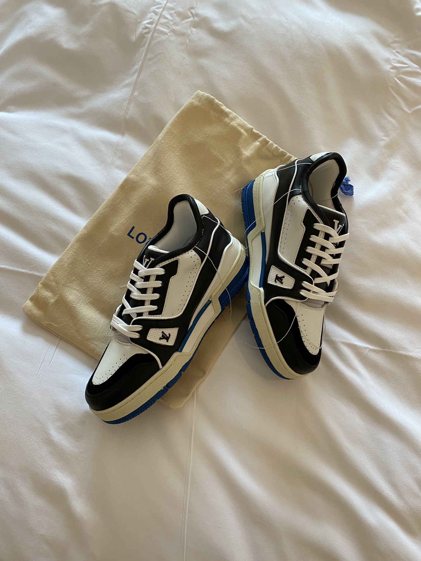 Louis Vuitton LV TRAINERS SNEAKER 9 - vstockx