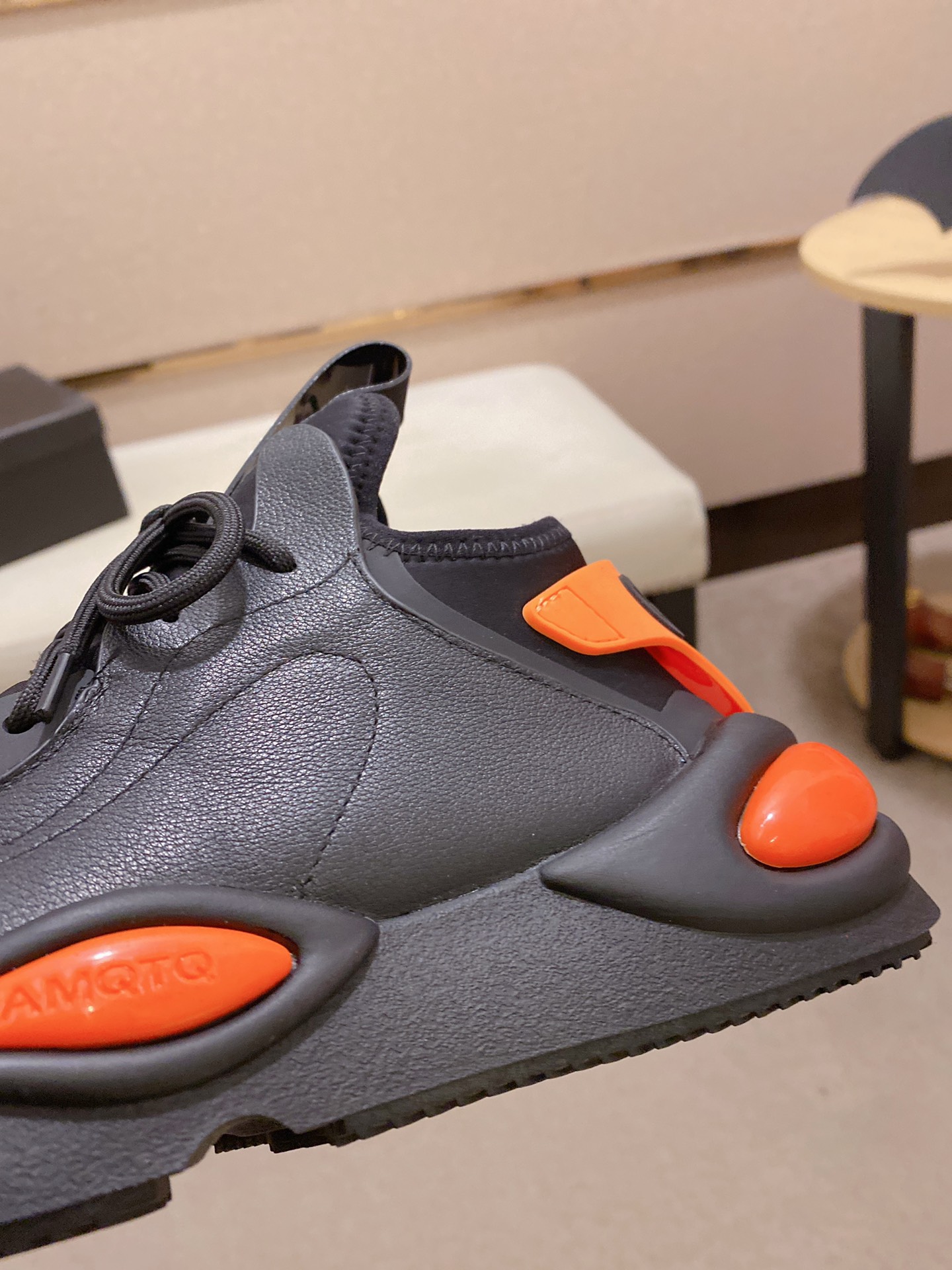 Y-3 Kaiwa Lace-Up Sneakers 5 - vstockx