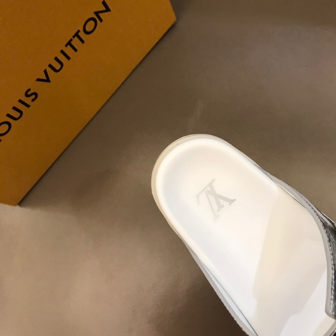 Louis Vuitton Trainer Slipper 3 - vstockx
