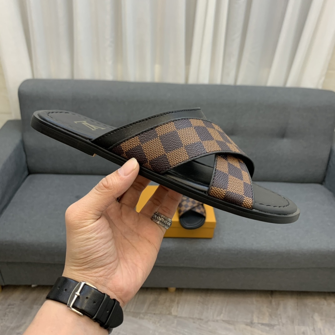 Louis Vuitton Slipper 141 - vstockx
