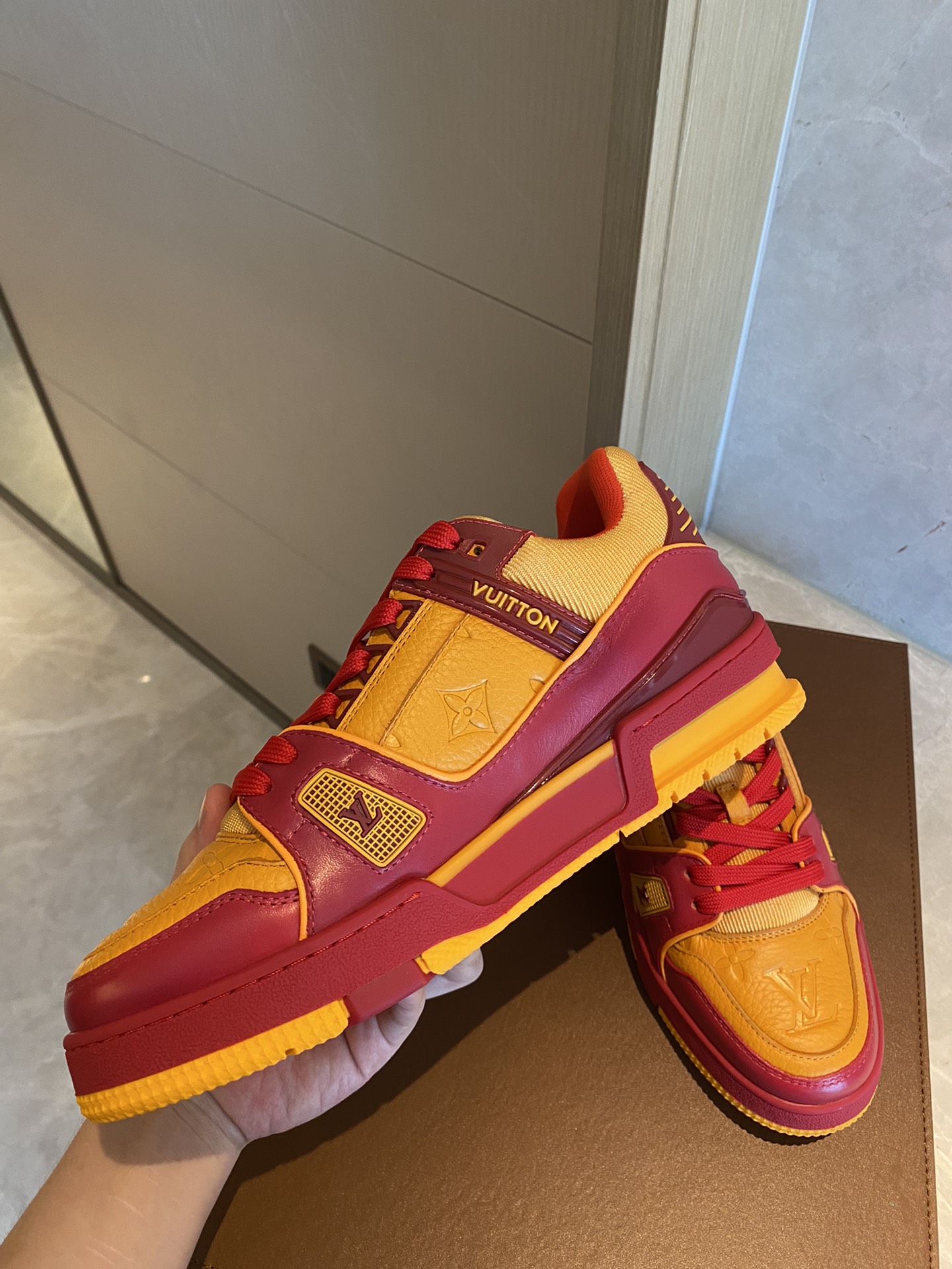Louis Vuitton LV TRAINERS SNEAKER 9 - vstockx