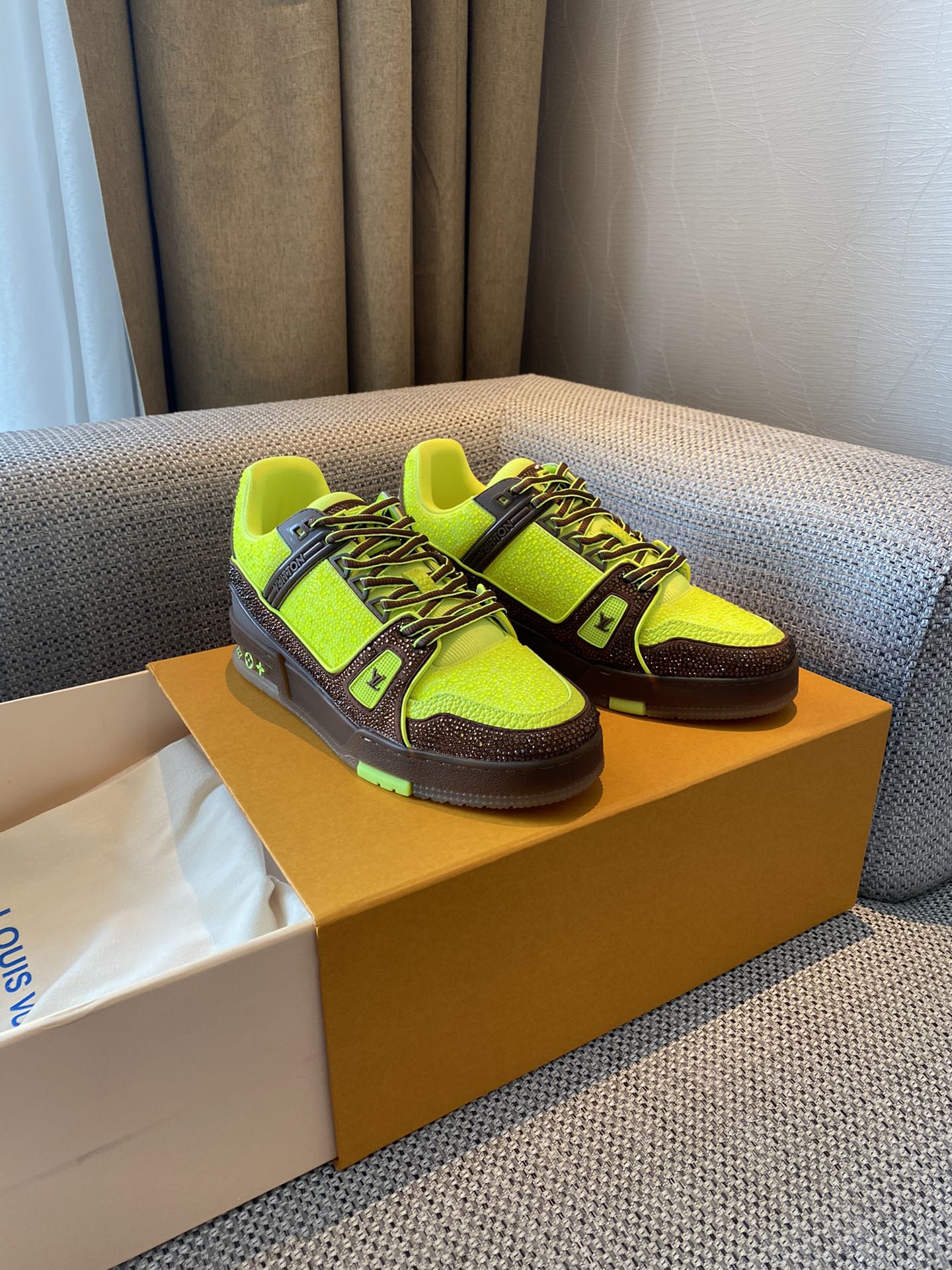 Louis Vuitton LV TRAINERS SNEAKER 9 - vstockx