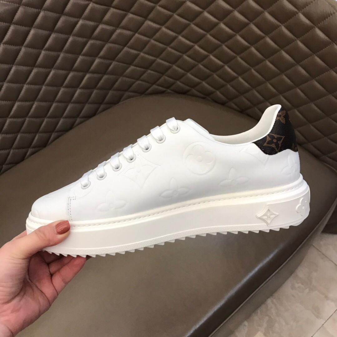 Louis Vuitton Low Top sneaker 54 - vstockx