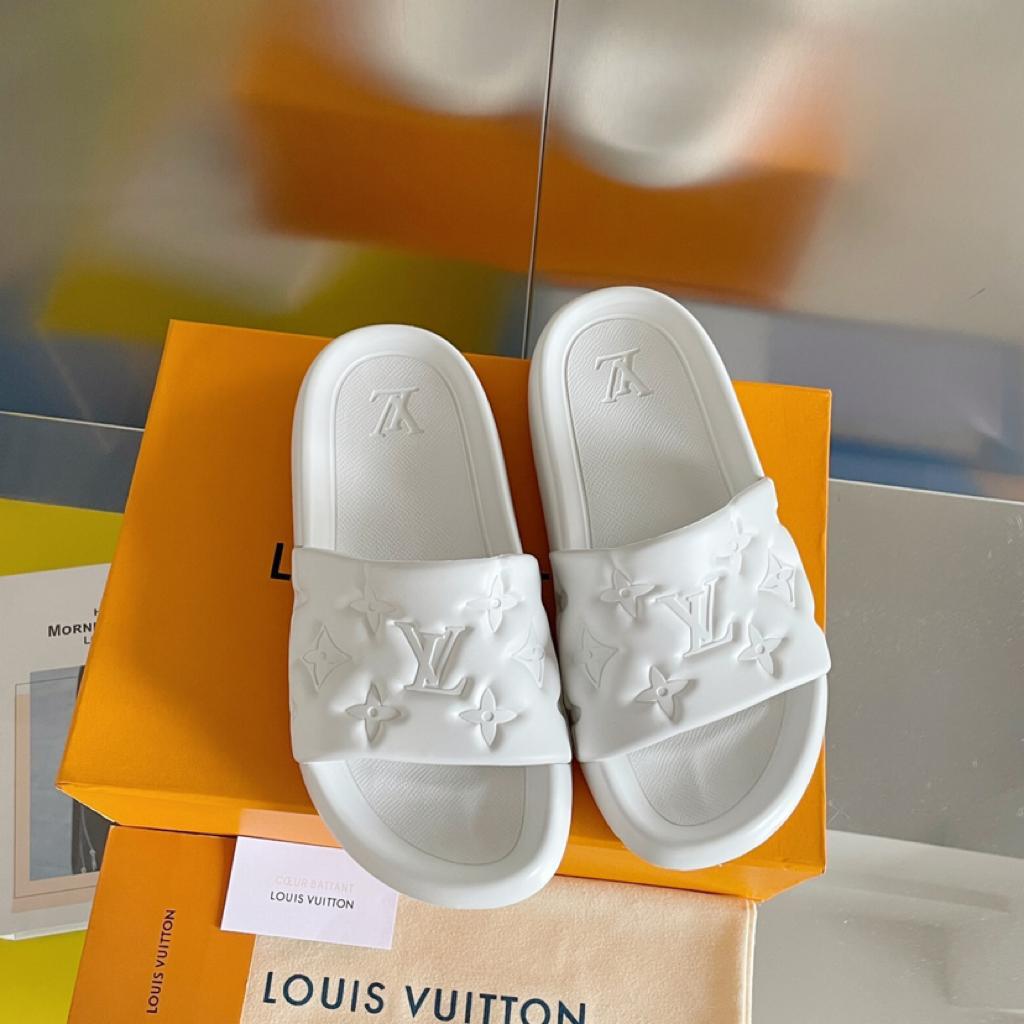 Louis Vuitton Waterfront sandals white - vstockx