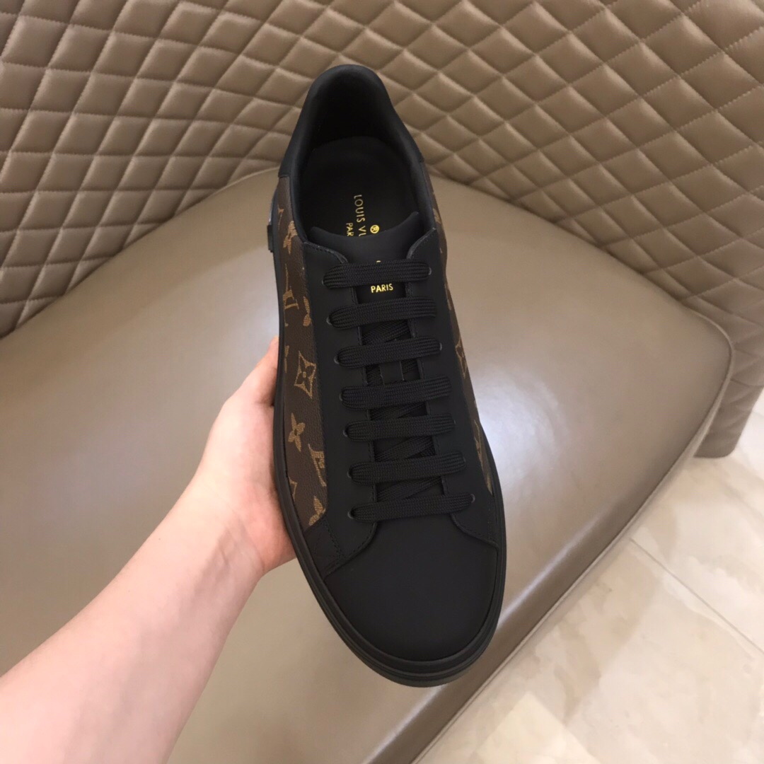 Louis Vuitton Low Top sneaker 36 - vstockx