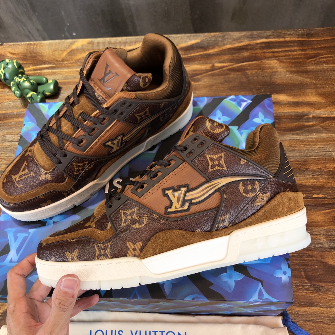 Louis Vuitton Trainer Sneakers 8 - vstockx