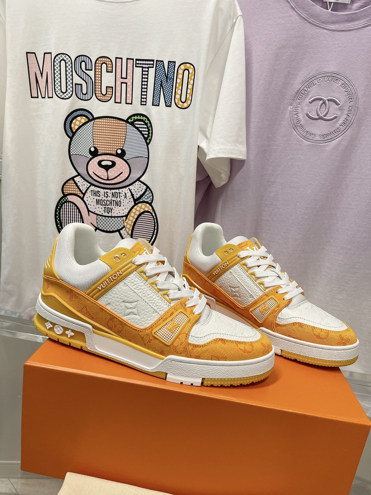 Louis Vuitton LV TRAINERS SNEAKER 2 - vstockx