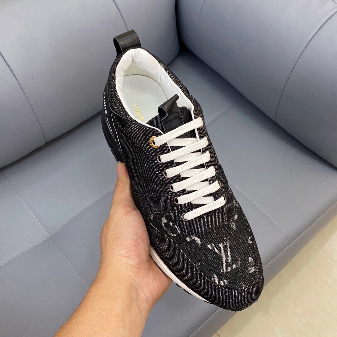 Louis Vuitton Run Away Sneaker 11 - vstockx