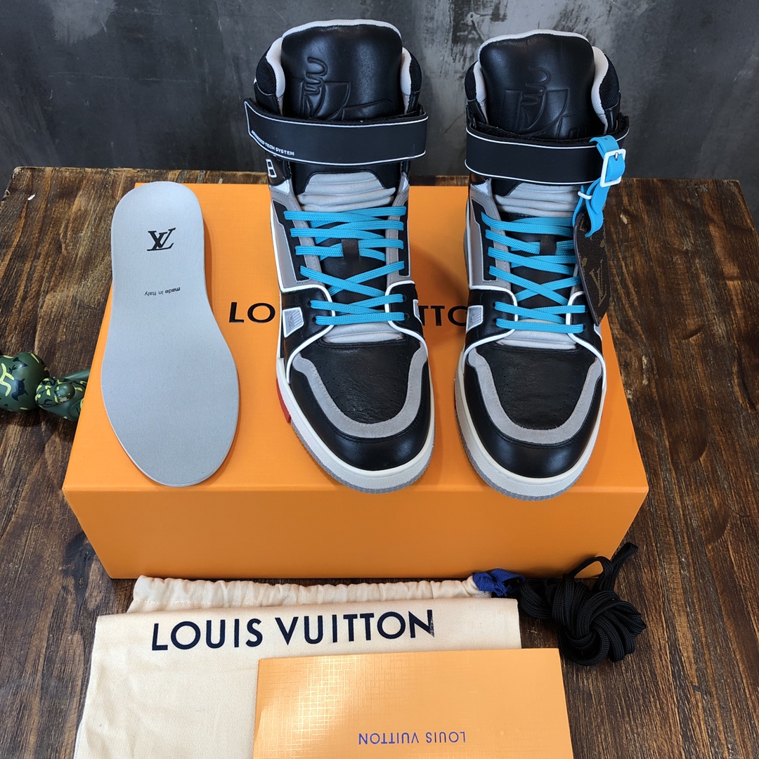 Louis Vuitton Trainer Sneakers 19 - vstockx