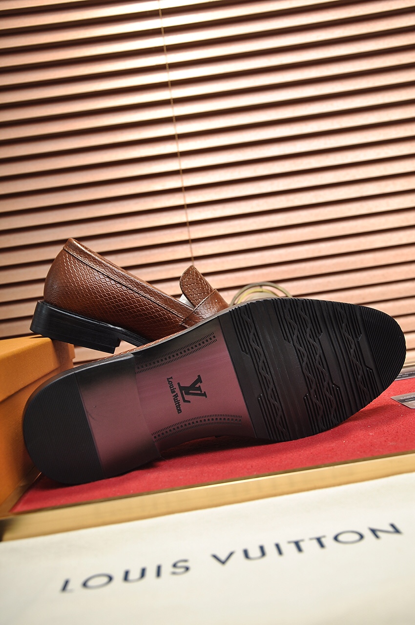 Louis Vuitton Leather Boots 39 - vstockx