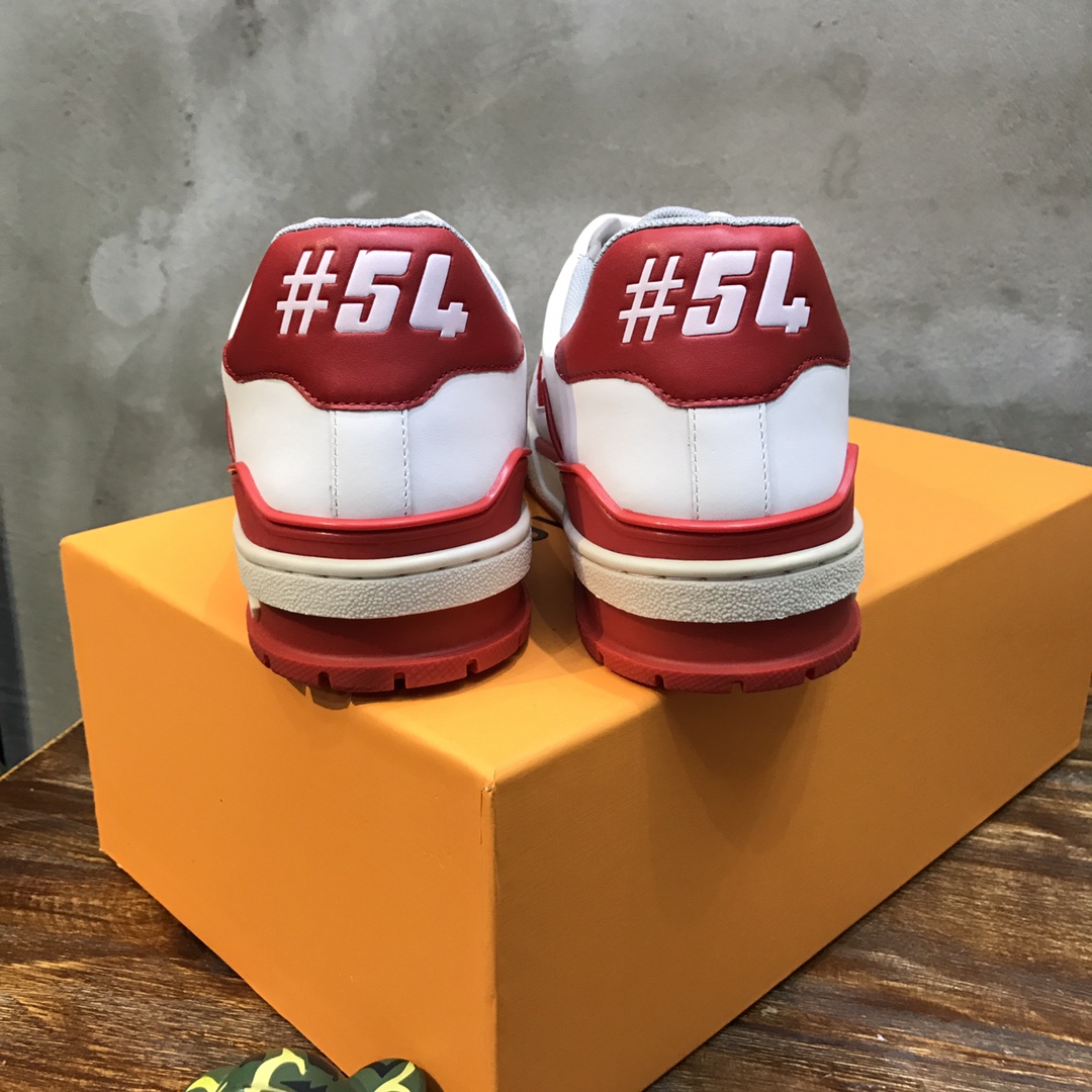 Louis Vuitton Trainer Sneakers 33 - vstockx