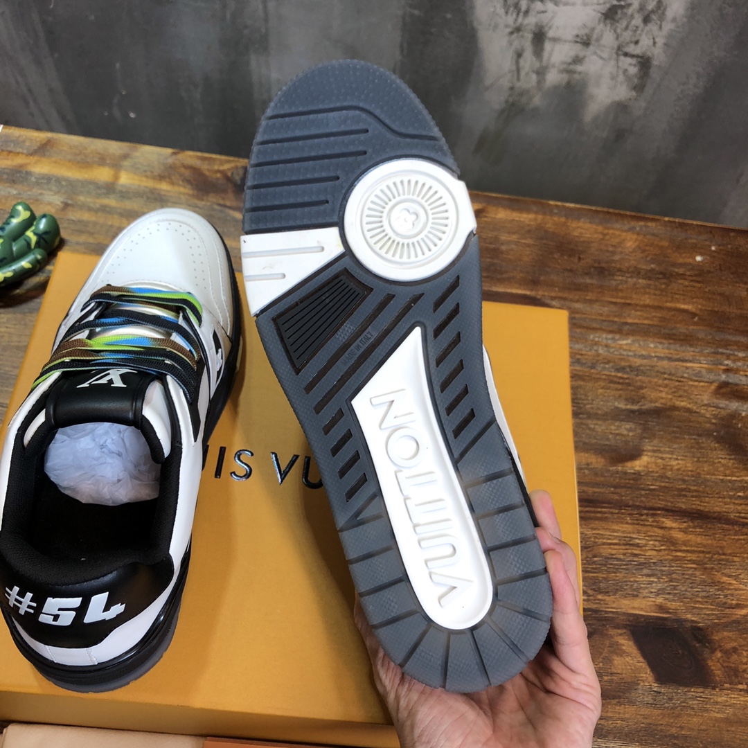 Louis Vuitton Trainer Sneakers 48 - vstockx