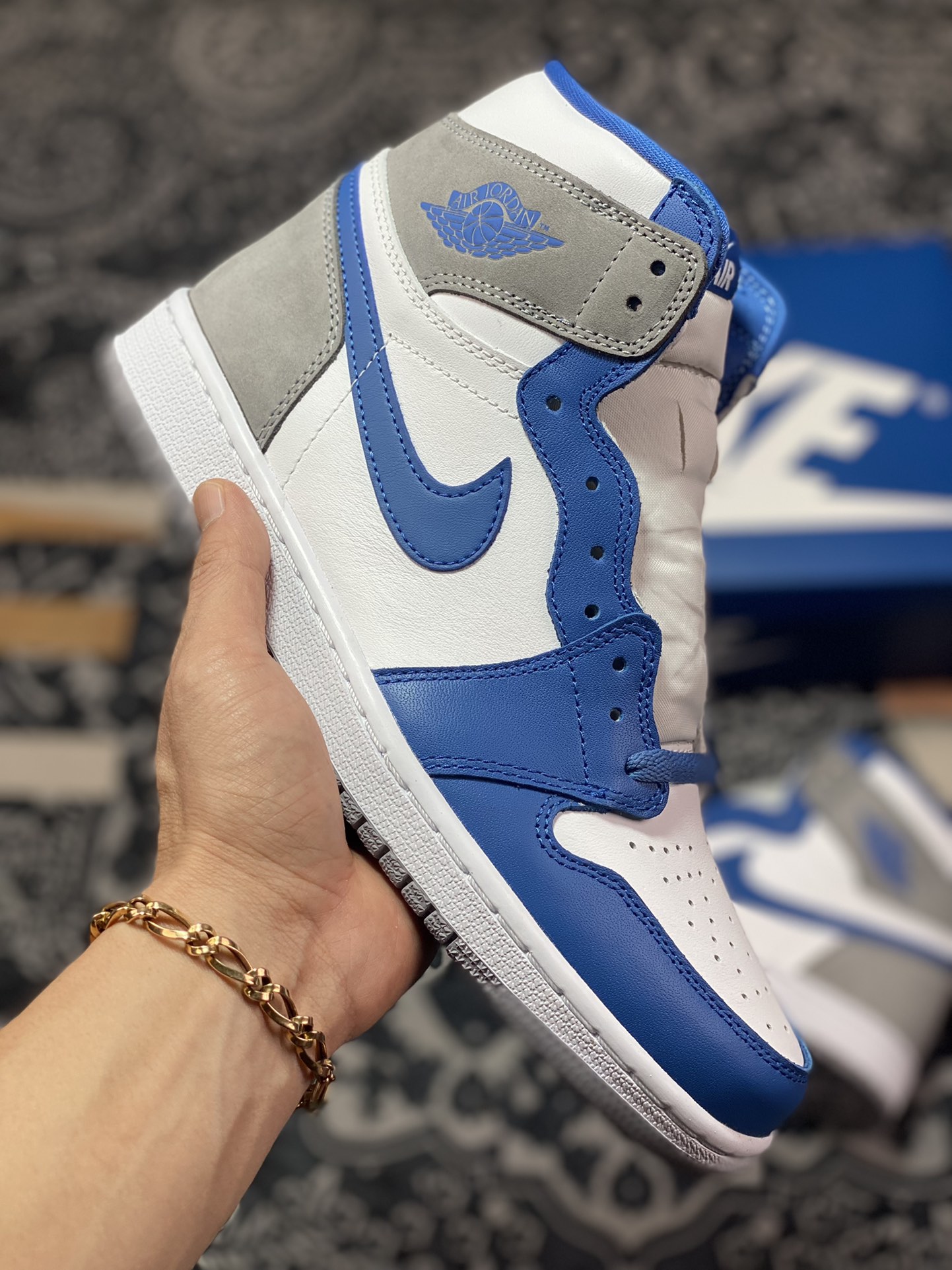 Jordan 1 Retro High OG True Blue - vstockx