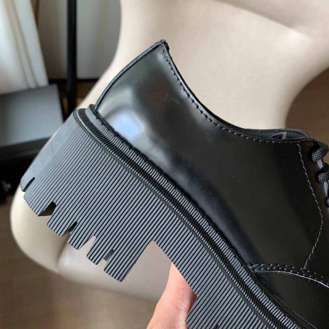 Balenciaga boot women 5 - vstockx