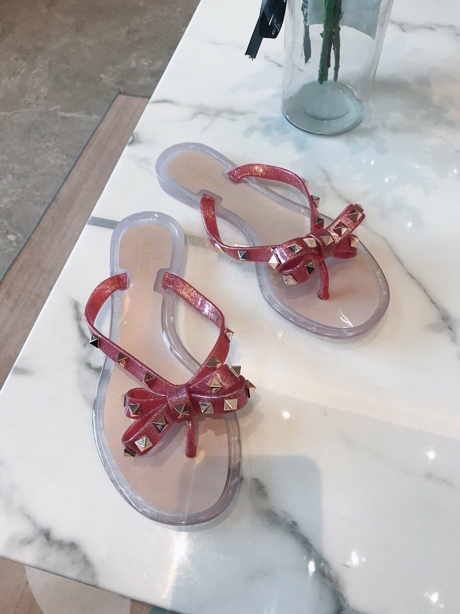 VALENTINO GARAVANI Rockstud WOMEN 35 - vstockx