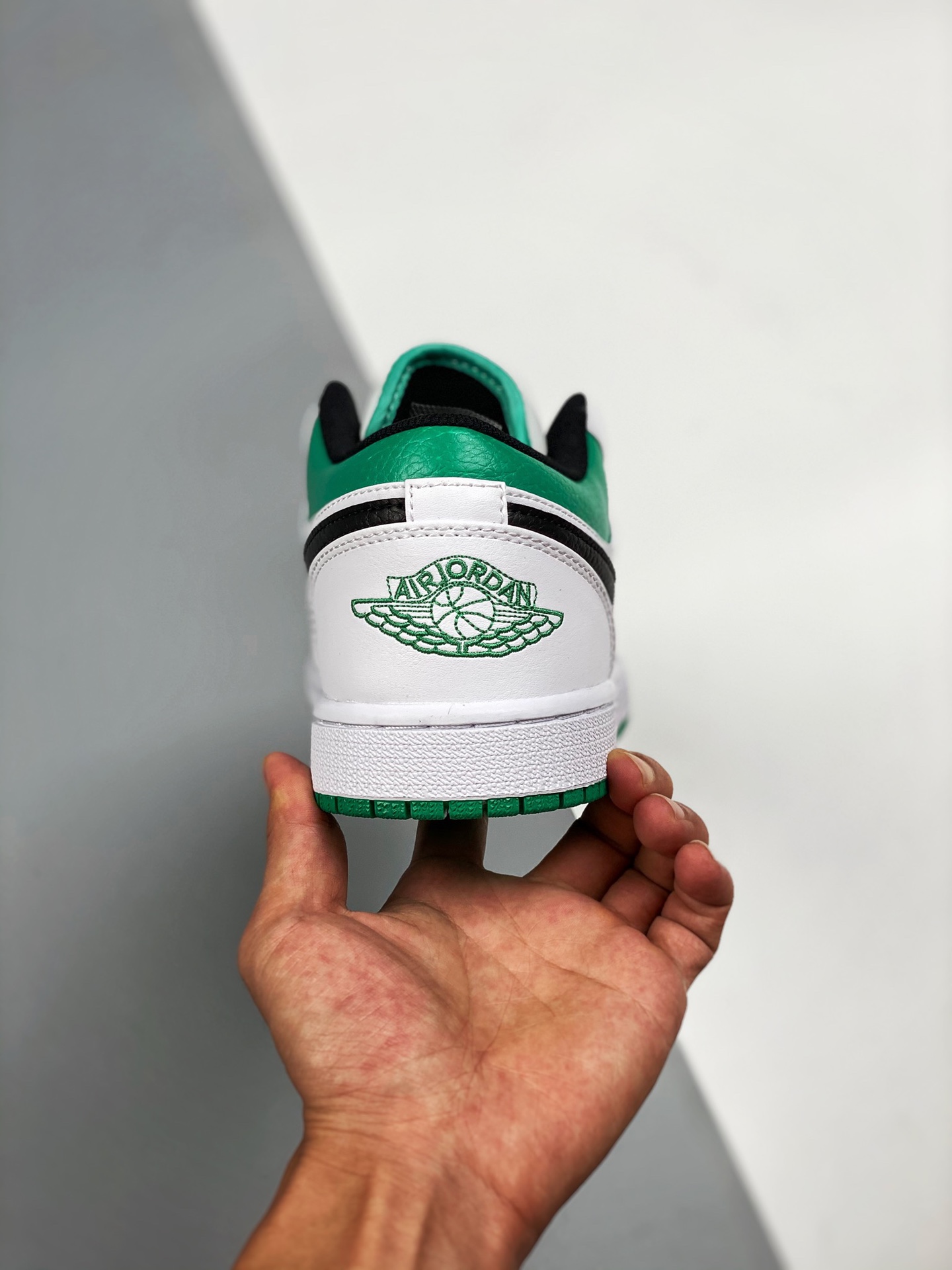 Jordan 1 Low White Lucky Green Black - vstockx