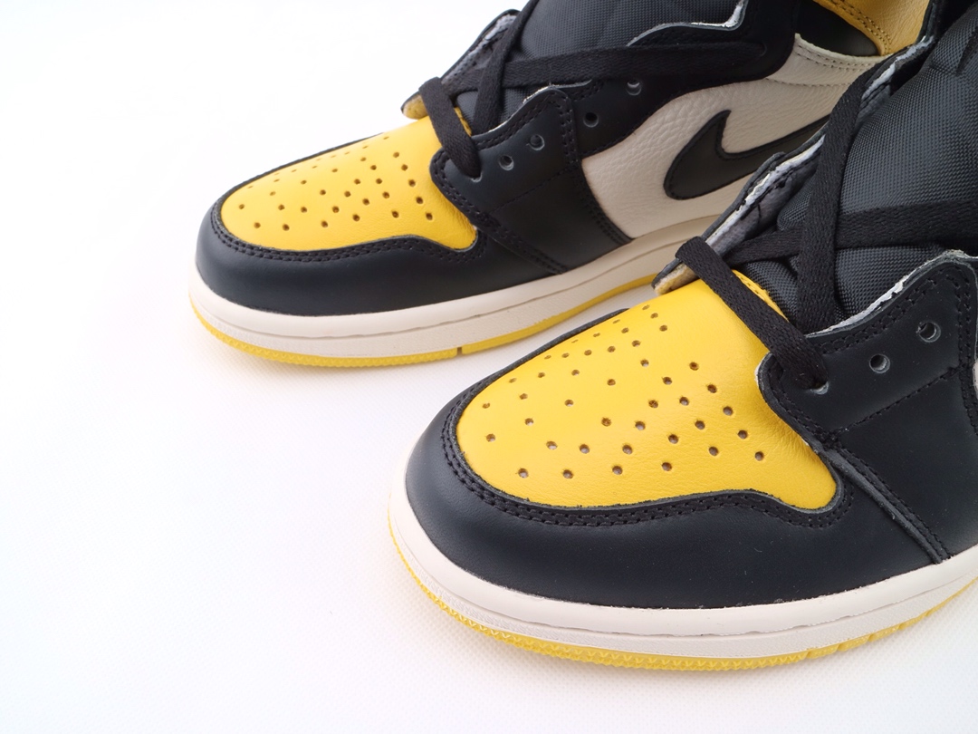 Jordan 1 Mid Yellow Toe Black - vstockx
