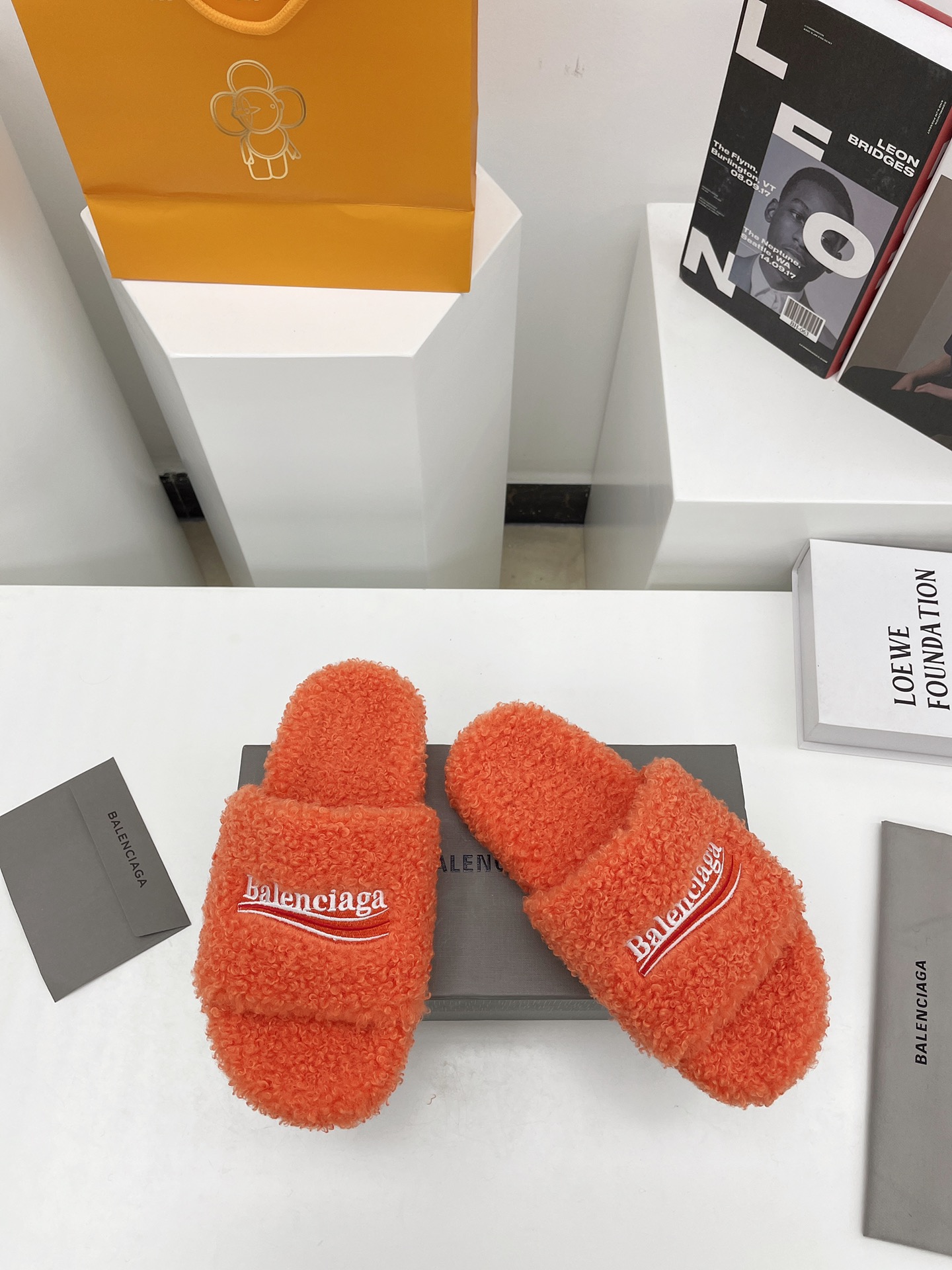 Balenciaga women 4 - vstockx