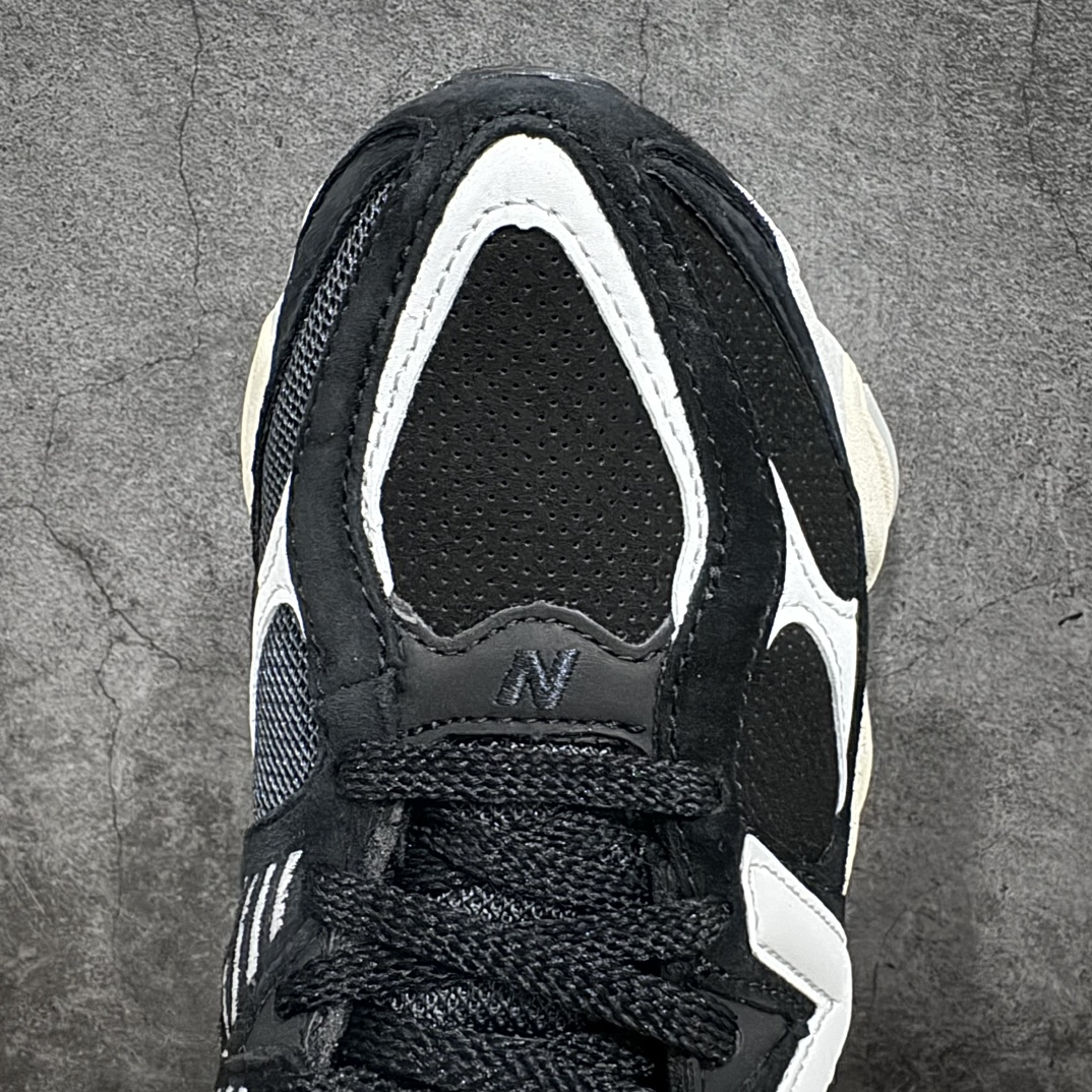 New Balance 9060 Black White - vstockx