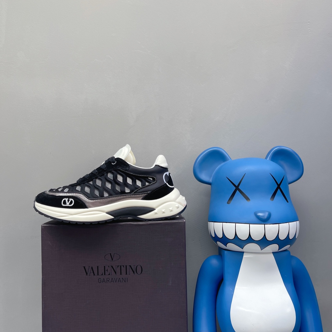 VALENTINO GARAVANI Ready Go Runner Sneaker 2 - vstockx