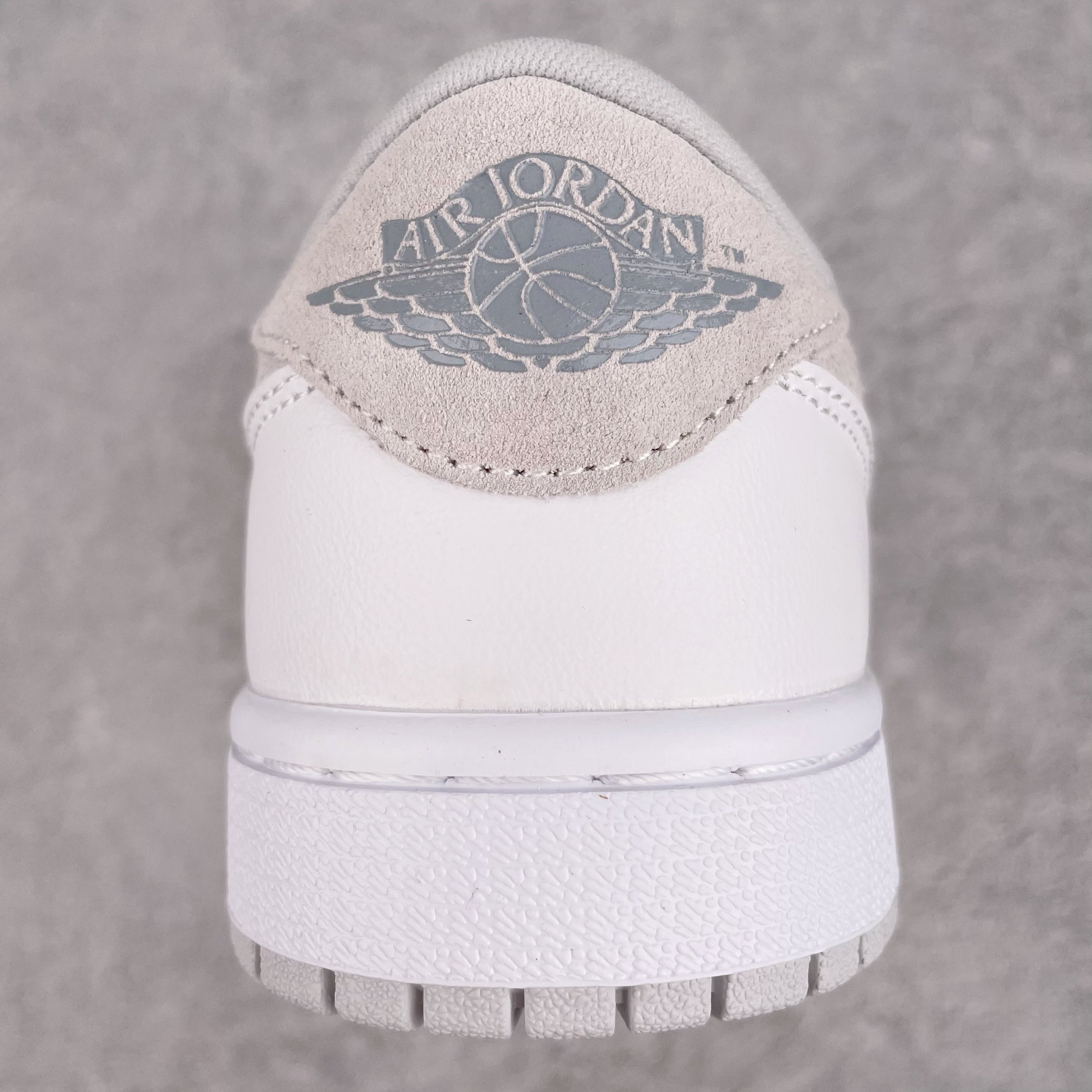 Jordan 1 Low OG Neutral Grey (2021) - vstockx