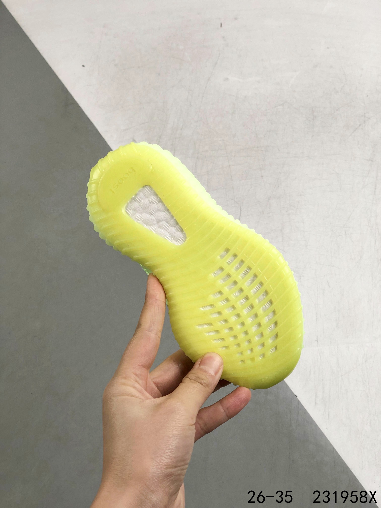 Kids yeezy 350 shoes 1 - vstockx