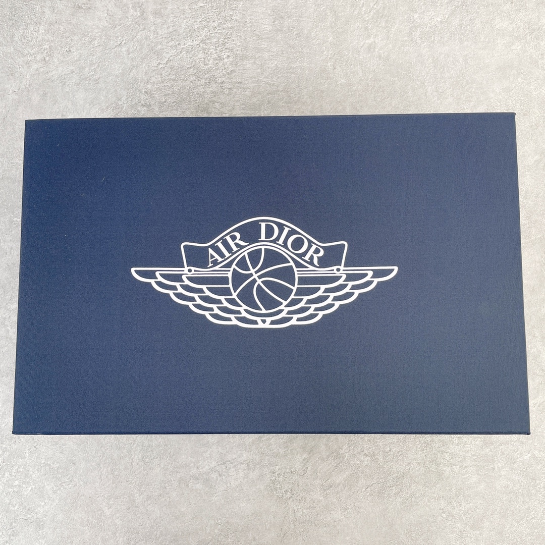 Jordan 1 Retro High Dior - vstockx