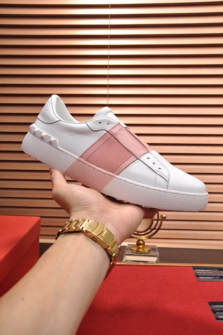 Valentino Garavani Rockstud Untitled calfskin sneaker 18 - vstockx