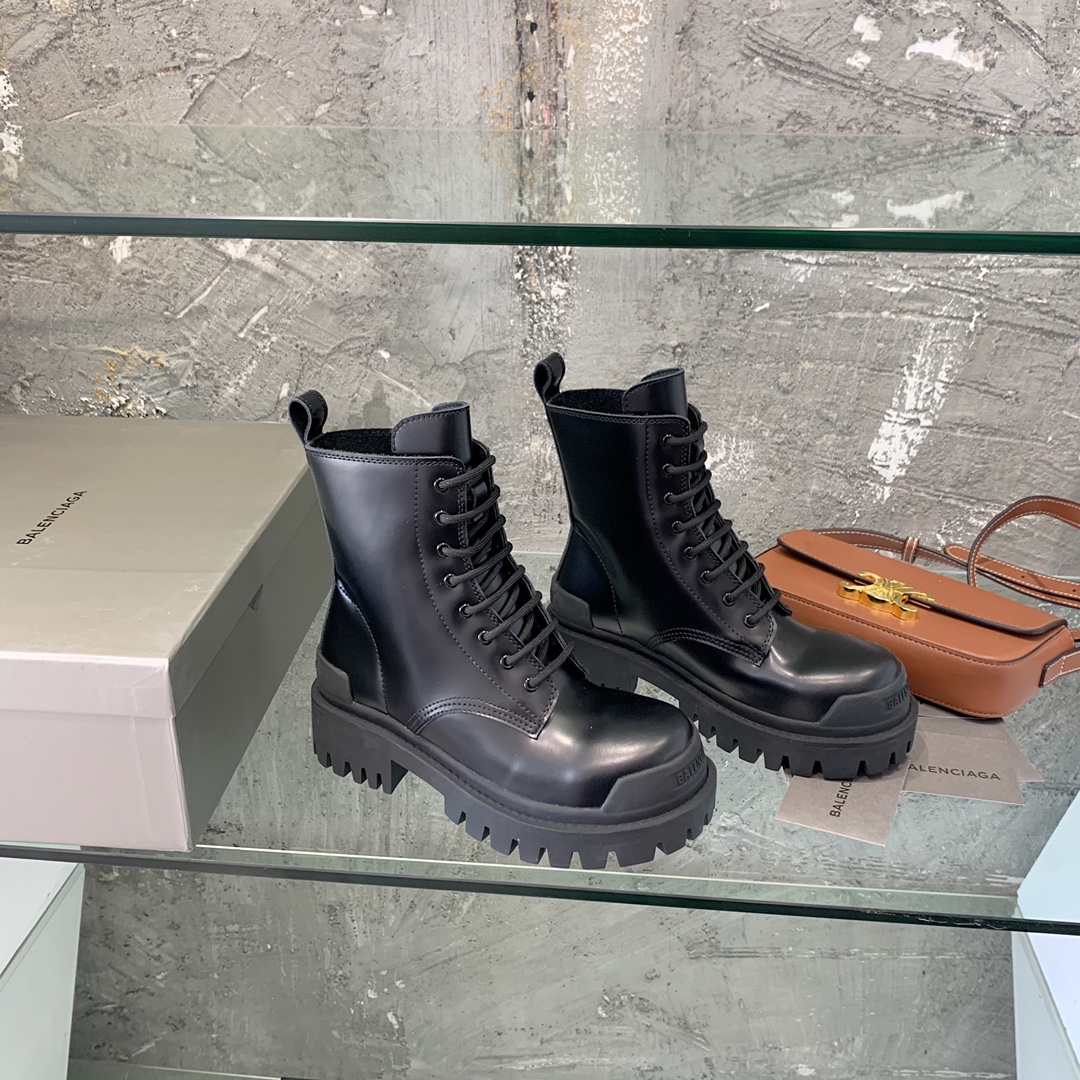 Balenciaga boot women 2 - vstockx