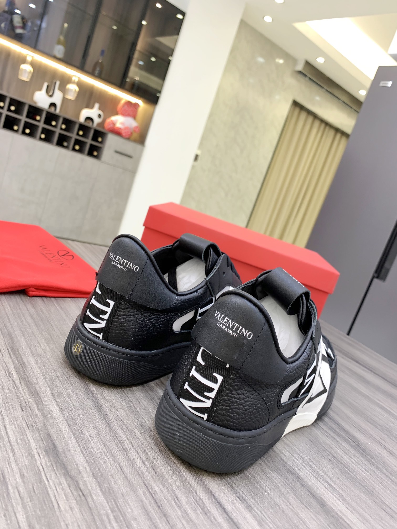 Valentino Garavani VL7N low-top sneakers 8 - vstockx