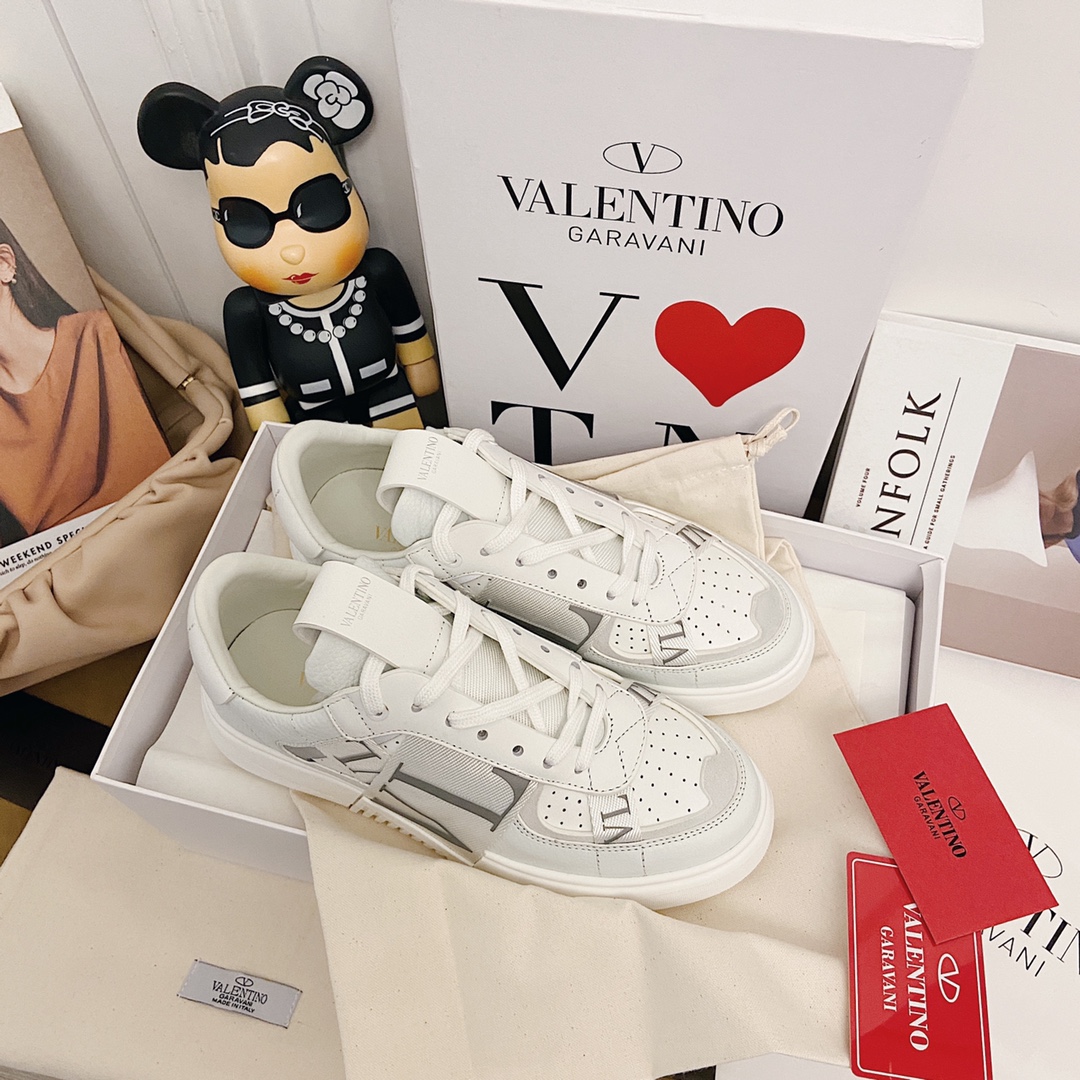 VALENTINO GARAVANI VL7N WOMEN Sneaker 4 - vstockx