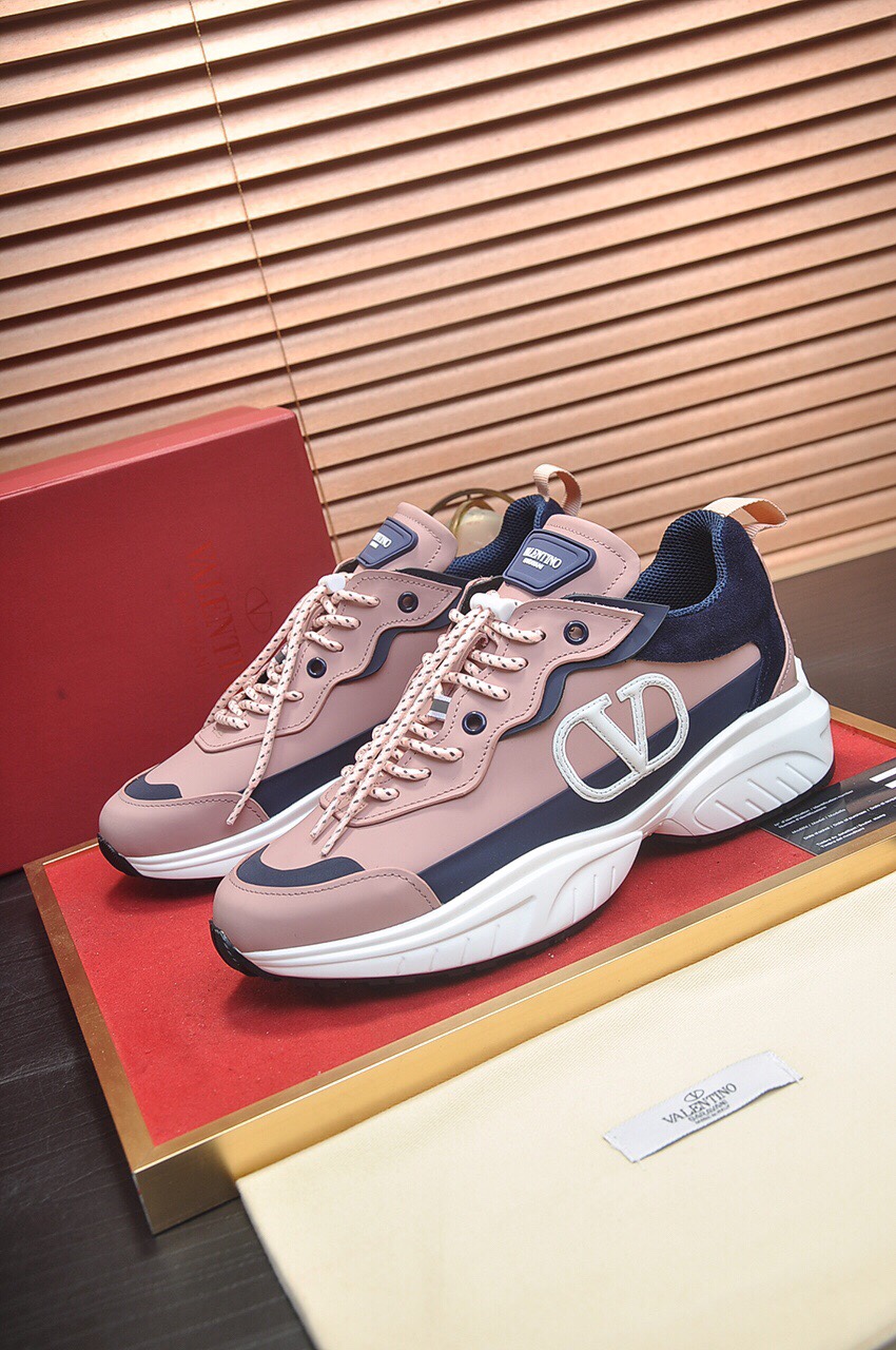 Valentino Garavani Low-top sneakers 21 - vstockx