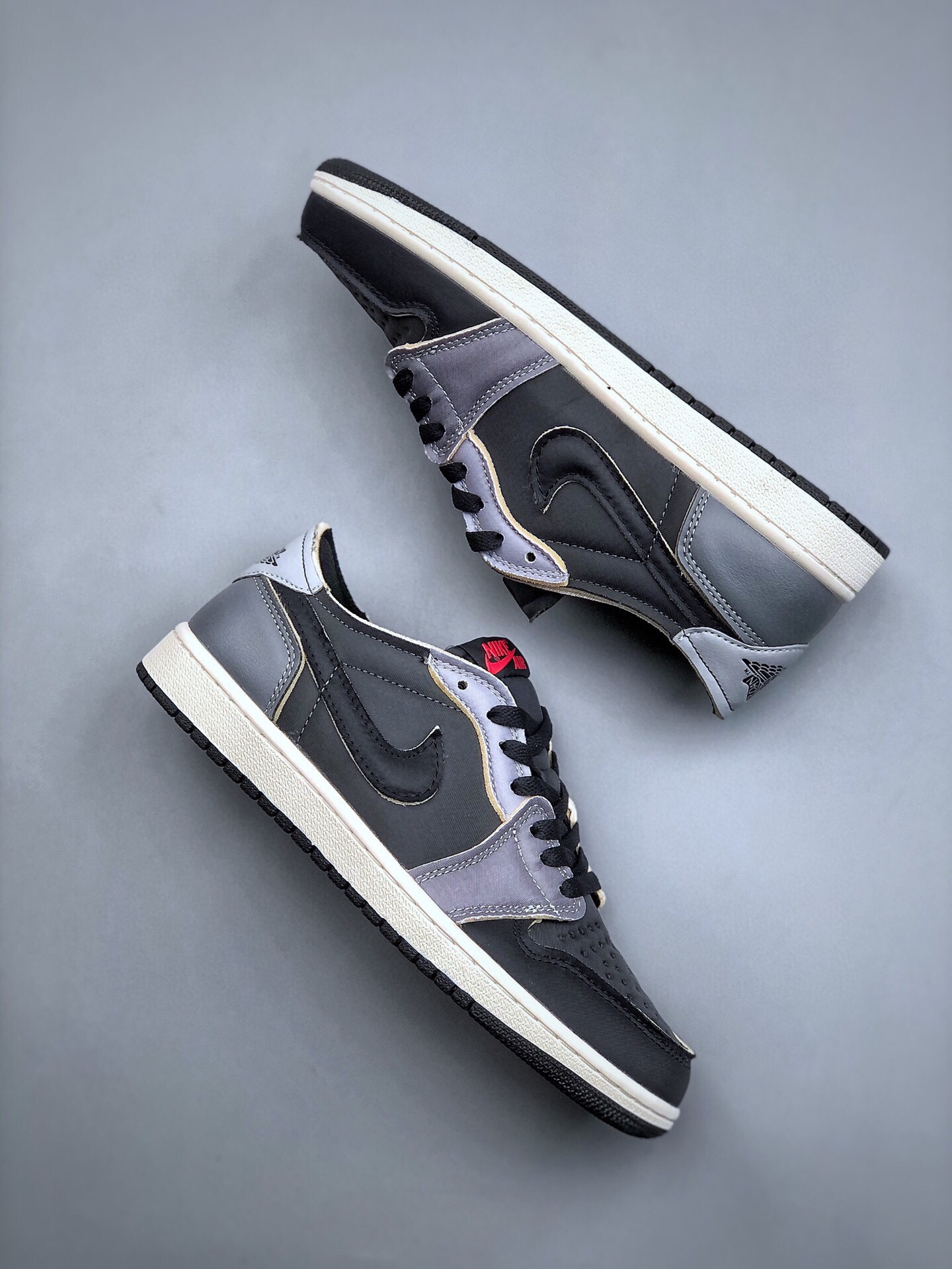 Jordan 1 Low OG EX Black Smoke Grey - vstockx