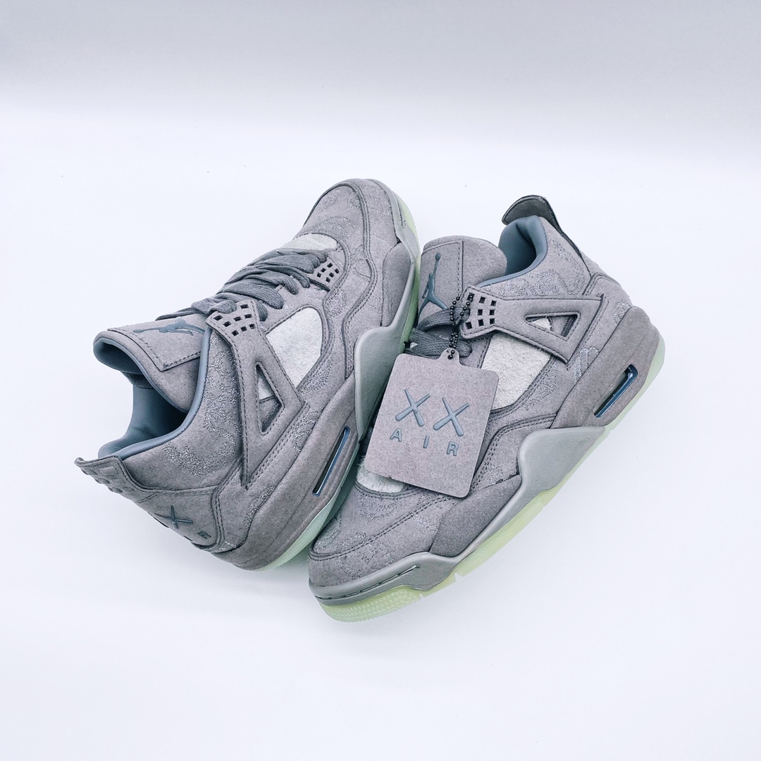 Jordan 4 Retro Kaws - vstockx