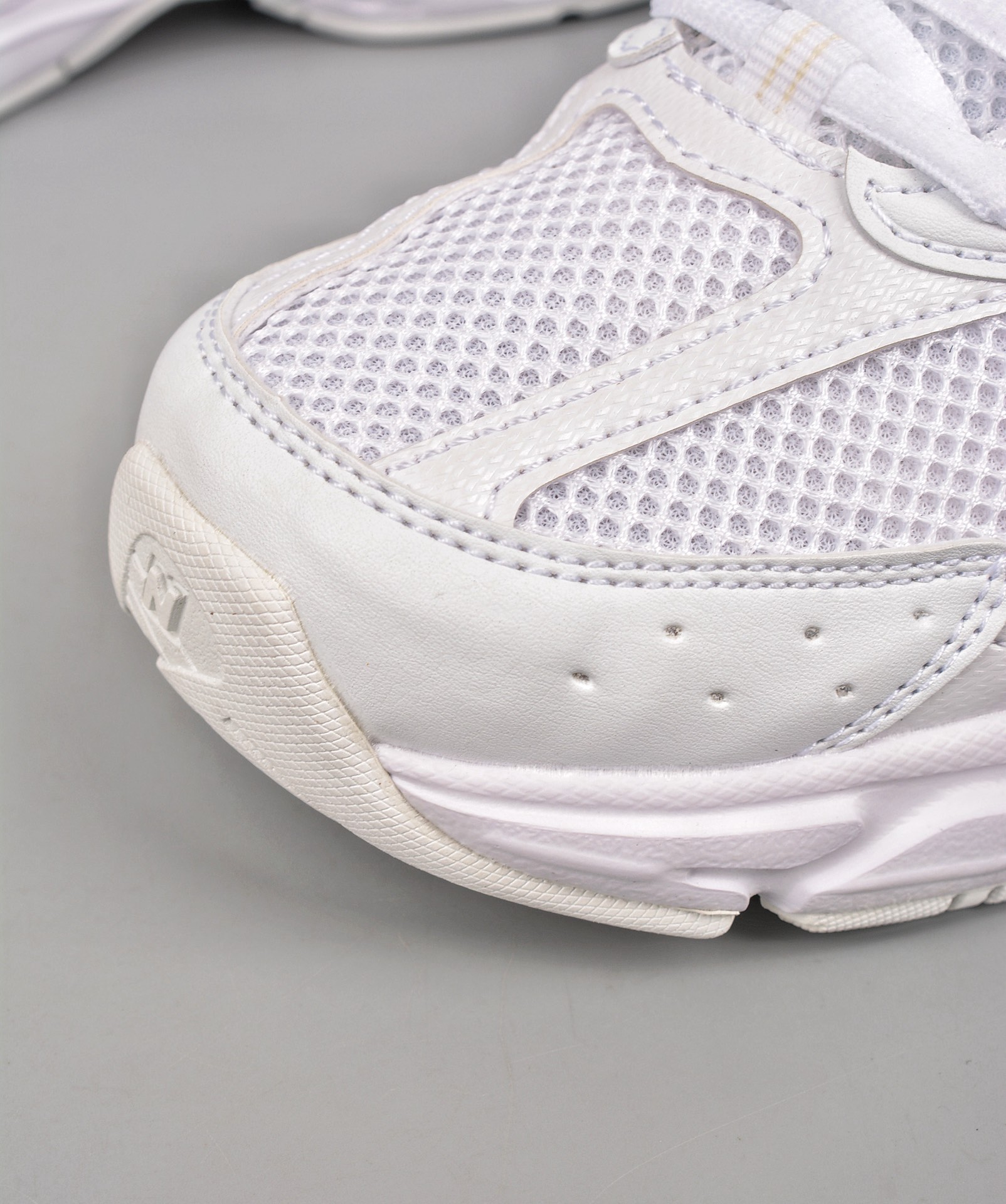 New Balance 530 Sneaker 8 - vstockx
