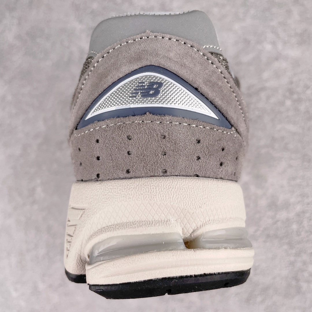 New Balance 2002R Sneaker 8 - vstockx