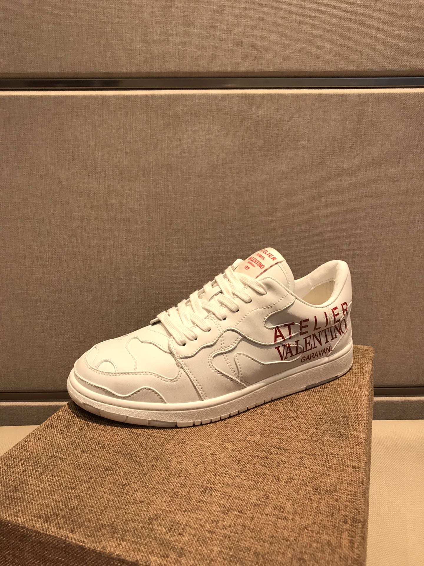 Valentino Garavani Atelier Shoes 07 Camouflage Edition Sneaker in Calfskin 4 - vstockx