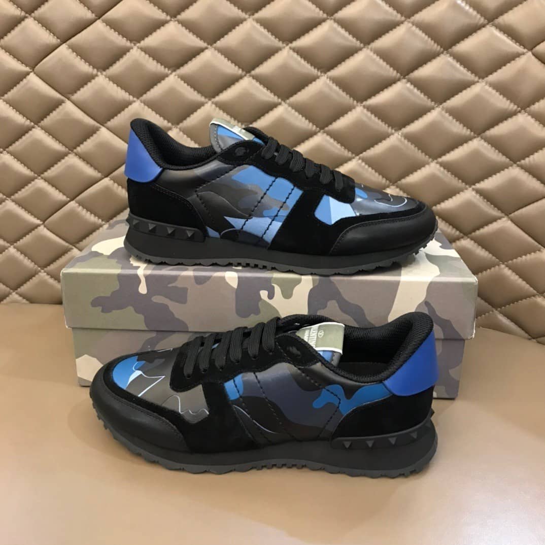 Valentino Garavani Camouflage Rockrunner Sneaker in fabric and nappa leather BLUE - vstockx