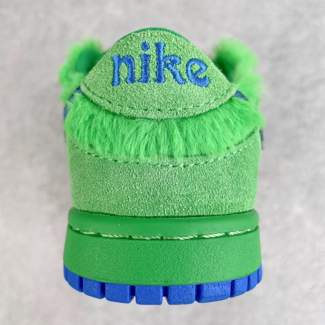 Kids NK dunk shoes 6 - vstockx