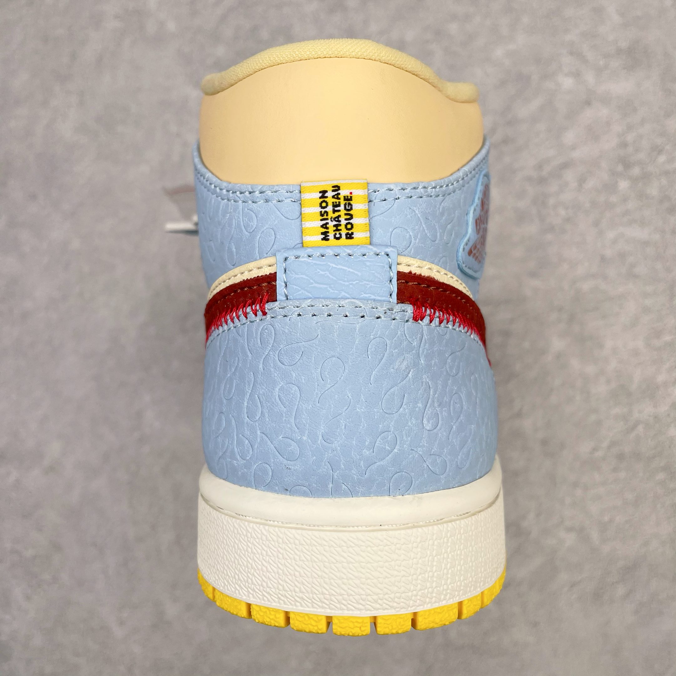 Jordan 1 Mid SE Fearless Maison Chateau Rouge - vstockx
